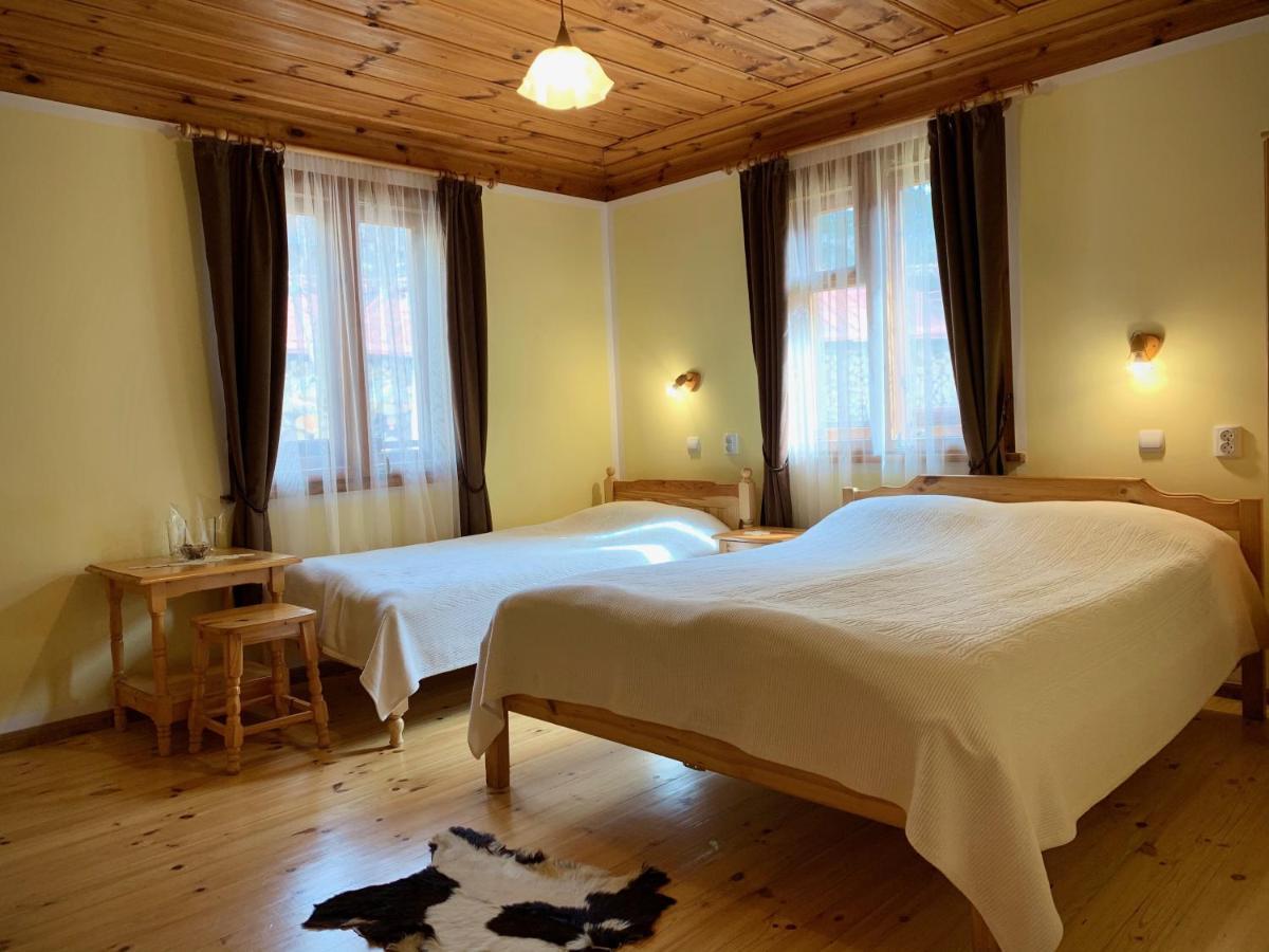 Bobi Guest House โคปริฟชทิทซา ภายนอก รูปภาพ